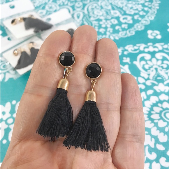 NEW!💙💎TASSEL! BLACK! GOLD! EARRINGS!💎💙PRETTY!! - Picture 5 of 8